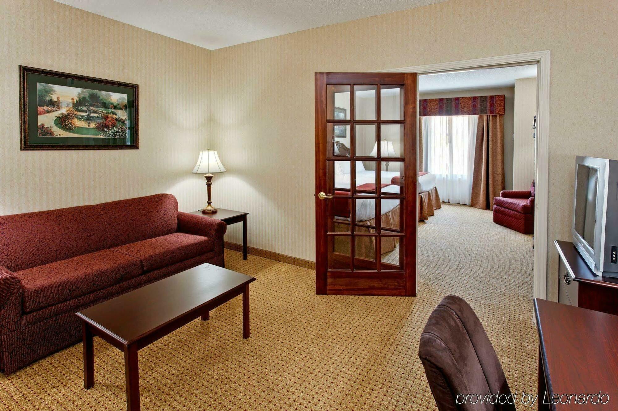 Holiday Inn Express Hotel & Suites Kingsport-Meadowview I-26 By Ihg Eksteriør bilde